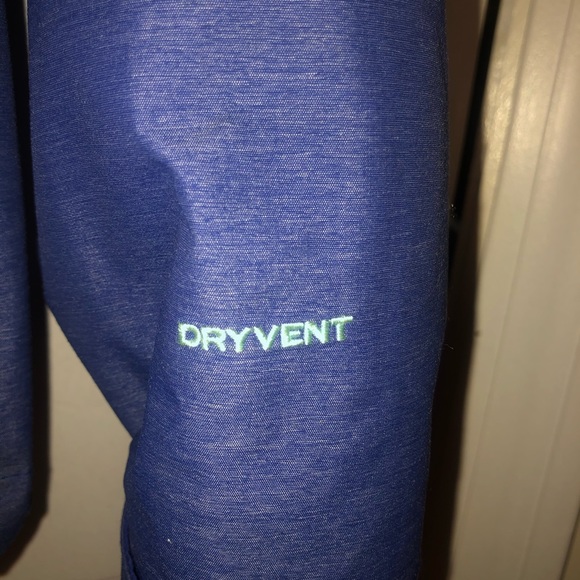 Women’s medium Northface rain jacket - Picture 2 of 4